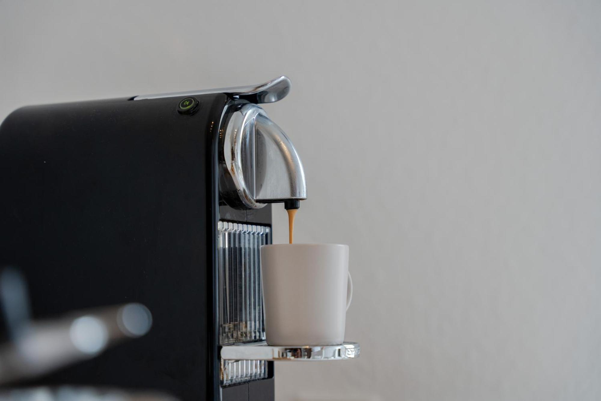 Stadtkern - Kingsize - 24h Check In - Arbeitsplatz - Nespresso - Vollausgestattet
