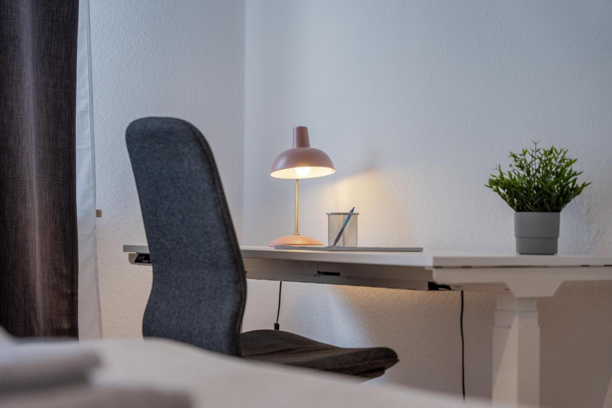 Stadtkern - Kingsize - 24h Check In - Arbeitsplatz - Nespresso - Vollausgestattet Apartment